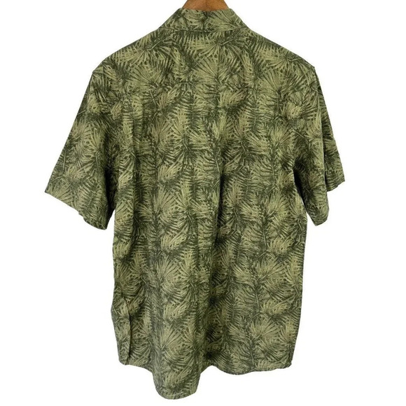 Outdoor Life Mens Button Up Shirt Size Medium Green Fern Print Tropical - Picture 2 of 8